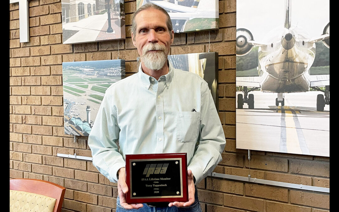 CMT’s Terry Tappenbeck Recognized by the Illinois Public Airport Association (IPAA) as a Lifetime Member